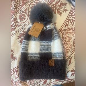 NWT Plaid Beanie